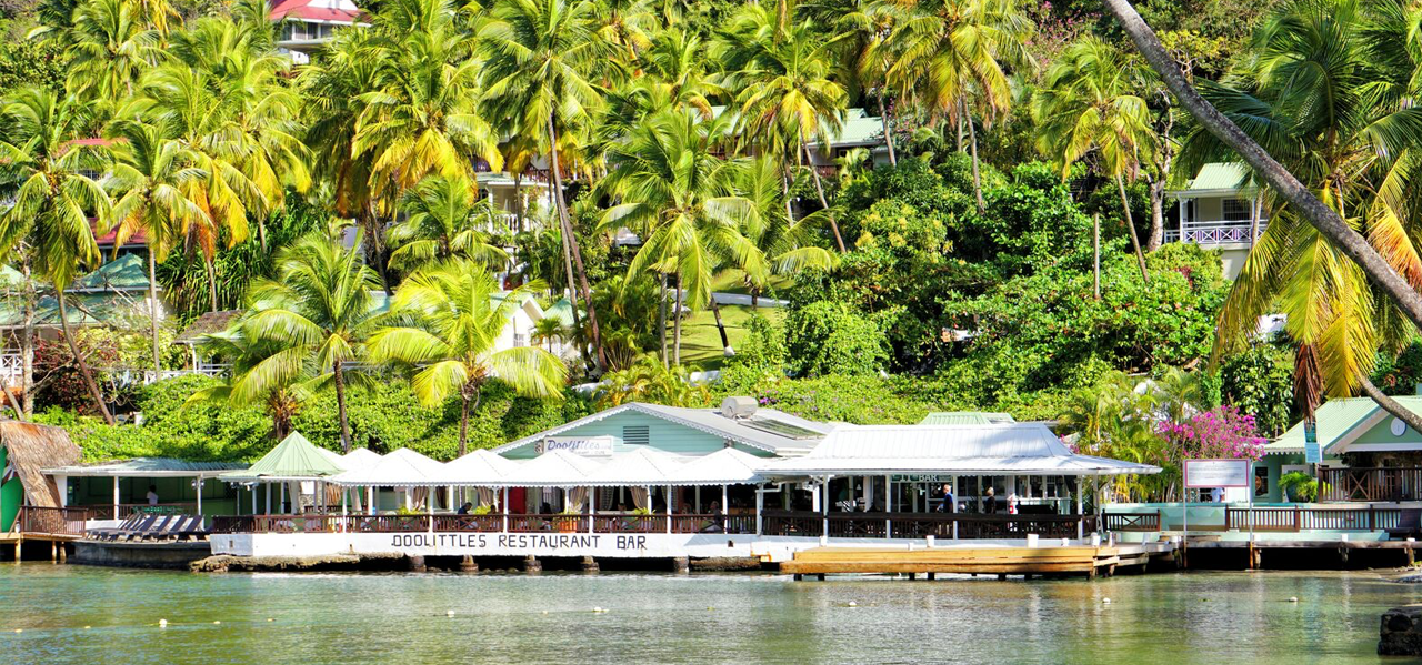 yacht club restaurant marigot